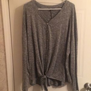 Signature Studio Front tie button up top, high-low